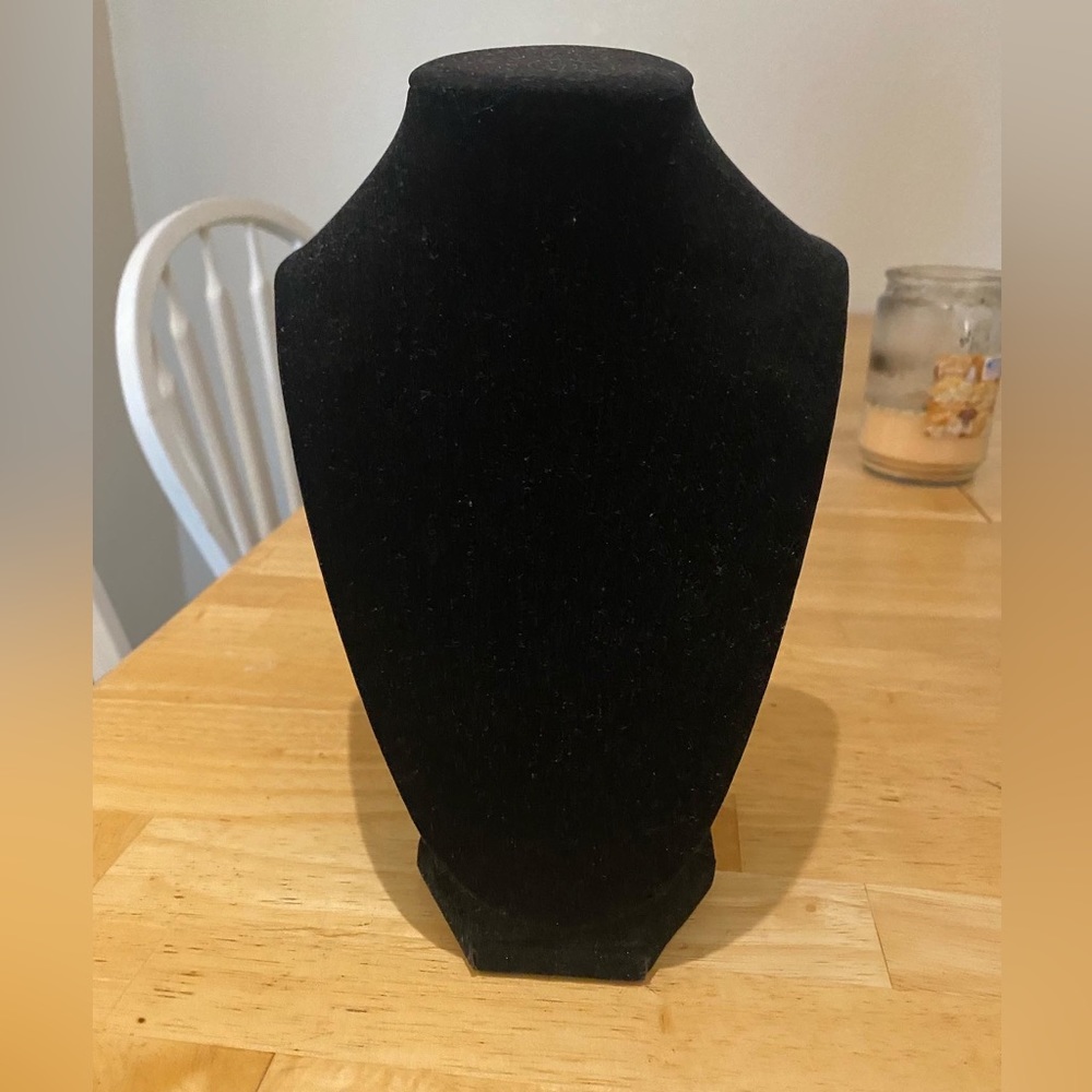 Necklace Holder